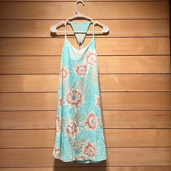 Patagonia Dresses & Skirts - Patagonia Floral Aqua Midi Dress